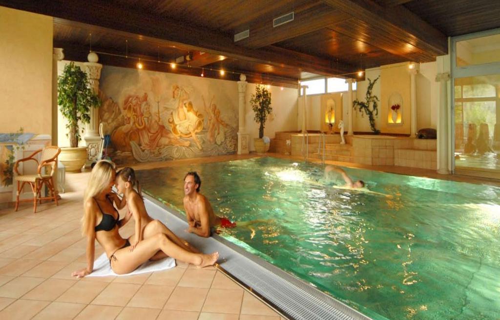 Vital - Und Wellnesshotel Hanneshof Filzmoos Exteriör bild